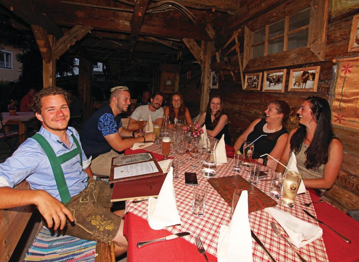 פוש אן דר גלוקנשטראסה Gasthof Zacherlbraeu מראה חיצוני תמונה